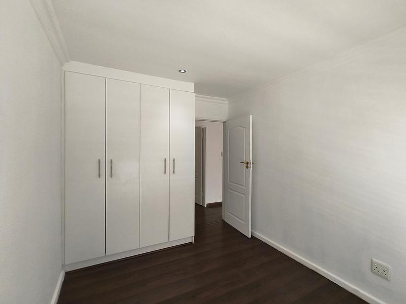 To Let 4 Bedroom Property for Rent in Table View Western Cape